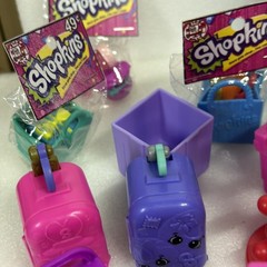 Shopkins Sweet Spot Food Fair Playset Gumball Machine Plus Several Figures More