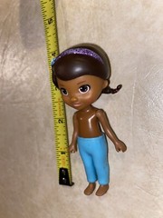 Disney JR Doc McStuffins Figurines Figure 3″ Doc Just Play$