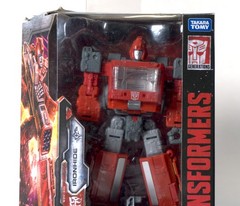 IRONHIDE WFC-S21 War For Cybertron – Transformers Siege Deluxe Class – Complete!