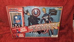 CAPTAIN AMERICA Mego Style Legendary Marvel Diamond Select Think Geek New
