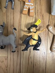 Vtg DreamWorks Shrek Figure Lot Donkey Thelonious Gingerbread Guard Dragon Puss