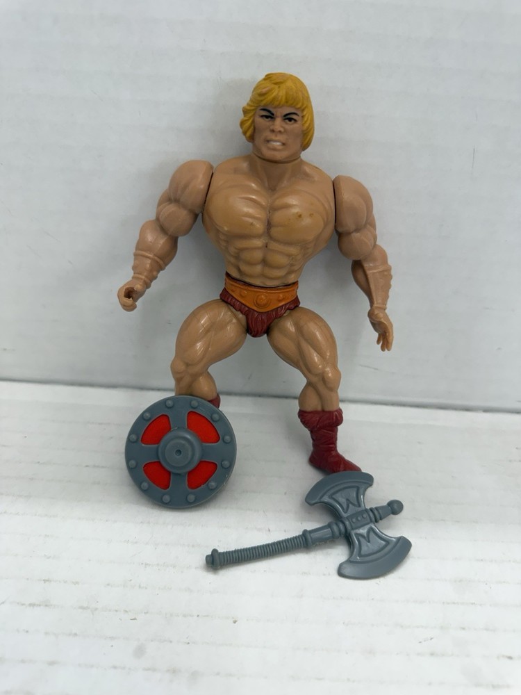 VTG Masters Of The Universe He-Man Figure Mattel 1981 Soft Head weapon shield