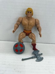 VTG Masters Of The Universe He-Man Figure Mattel 1981 Soft Head weapon shield