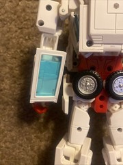 Transformers Masterpiece MP-30 Ratchet KO Version