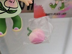 F.UN Yeaohua 2023 New Love Series Confirmed Figure Rabty-Peach Lady NEW