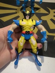ToyBiz X-Men Battle Ravaged Wolverine 1994 & Mutant Flipping Power Beast 1995