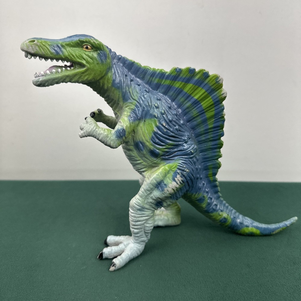Spinosaurus 6″tall Hard Plastic Toy Dinosaur 2006 Toy Major Trading Co.