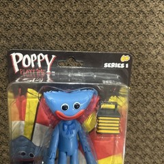 Poppy Playtime Smiling Huggy Wuggy Series 1 Action Figure Phat Mojo 2023 5″
