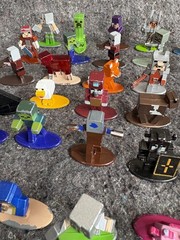HUGE 110 Pc Lot Minecraft Jada Toys 40 Metalfigs Die-cast & 70 Plastic Figures