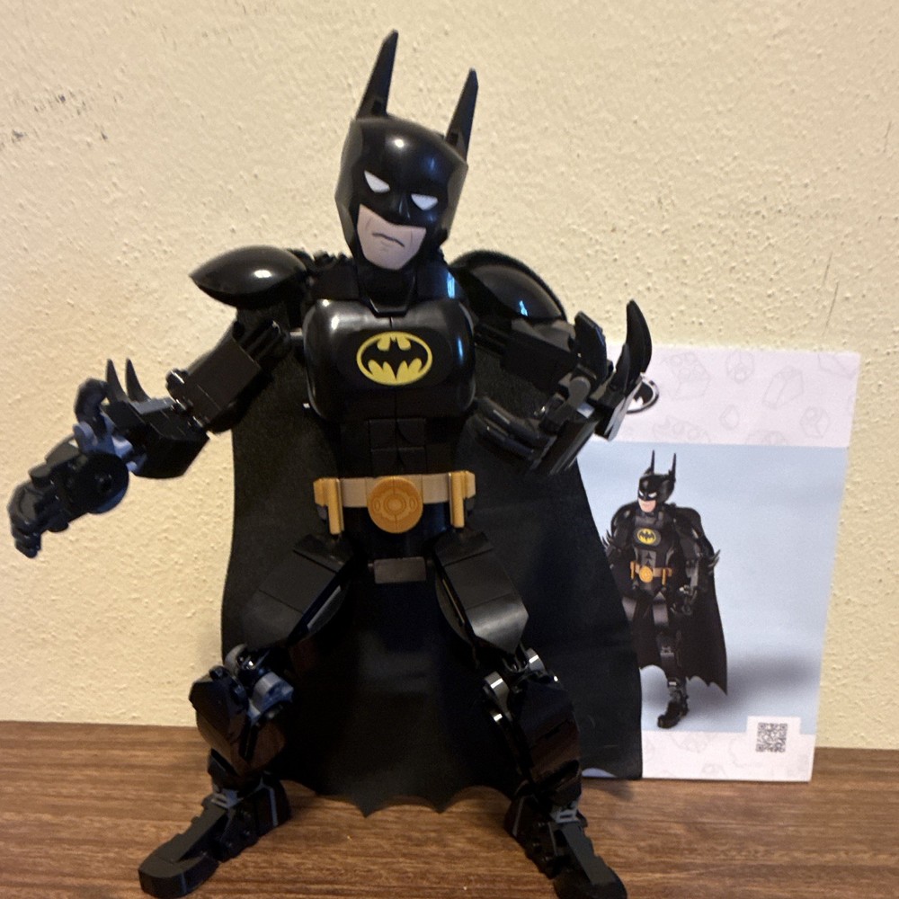 LEGO Batman Action Figure Black Plastic w/ Fabric Cape Included