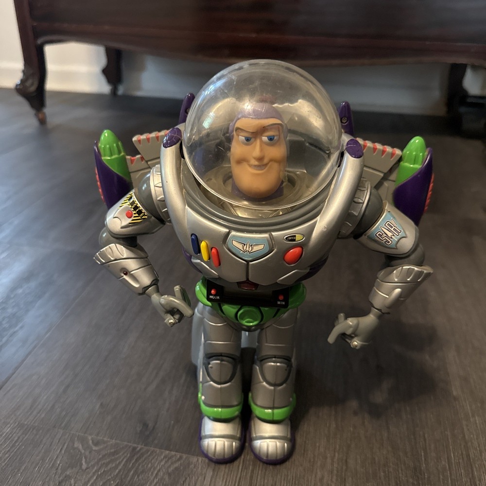 Rare Vintage Buzz Lightyear ‘Ultra Buzz’ S Model Kit Toy Story 2