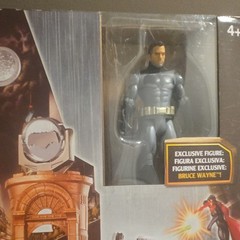 Ultimate Batcave Playset with Bruce Wayne BATMAN V SUPERMAN Mattel NEW MIB Mega