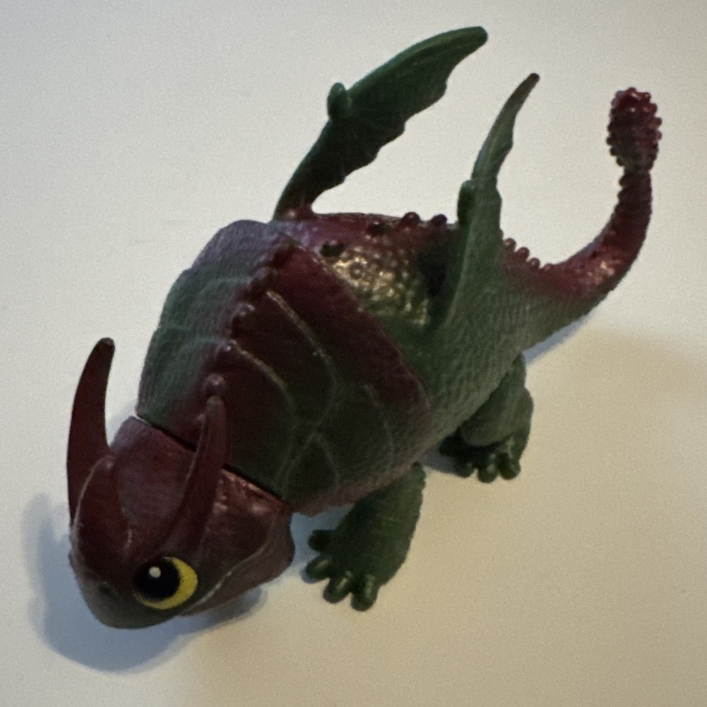 DreamWorks Dragons Defenders Of Berk Skull Crusher Rumblehorn Figure 2013