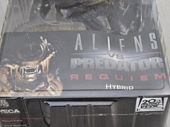 NIB NRFB Aliens vs Predator Requiem AVP Hybrid Reel Toys NECA