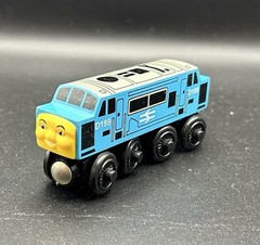 Thomas & Friends Wooden Railway Diesel D199 Tank Engine 1998 Britt Allcroft