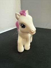 G3 Hasbro My Little Pony STRAWBERRY SWIRL white with strawberries Cut Tail