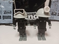 Extremely Rare BROTHERSFREE 2nd ANN. AUH GUM & AUH AUN FIGS! HK ToyCon EXCLUSIVE