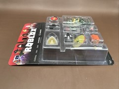 Jazwares Roblox Avator Shop Lionize Me 12 pieces NIB Sealed
