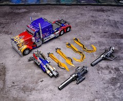 Guardian Model CT-10 Optimus Prime Commander Version Action Figure