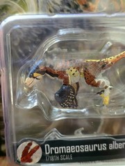 Beasts Of The Mesozoic Dromaeosaurus Albertensis 1/18 Scale