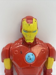 Hasbro Marvel Avengers Action Figures Plastic Toy Figures Lot of Four {129}