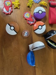 Pikachu Pokemon Clip N Go Poke Ball Adjustable Belt, balls, shooters, etc
