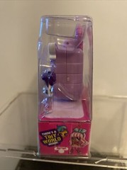 Shopkins Lil Secrets – Tiny Tunes Music Locket Micro Playset, Hidden Shopkins