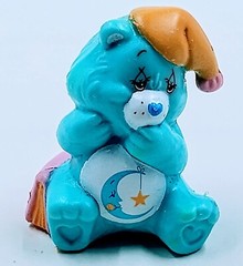 Vintage 1983 AGC – Care Bear Bedtime Bear Sleepy Reading 2″ PVC Figure Figurine