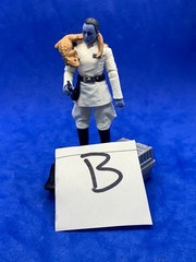 Star Wars Ahsoka Figure: Grand Admiral Thrawn “B”w/resin Ysalamiri & Mouse Droid