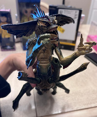 NECA Gremlins 2 Spider Gremlin Deluxe Figure Complete Open Box