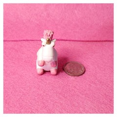 Despicable Me FLUFFY Unicorn Minions 1.5″ MINI Action Figure 2013 Thinkway