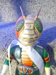 70’s Kamen Rider Japan Soft Vinyl Bandai Popy 11″ Figure w/Mask Belt Scarf VG