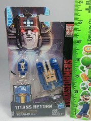 Transformers Generations Titans Return Terri-Bull New- Packaging Has Some Wear
