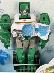 Hasbro Transformers Cyberworld Autobot Hound Transforming Action Figure