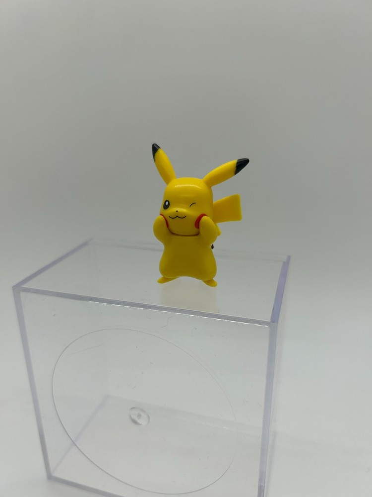 Pokemon Pikachu Wink 1″ Jazwares Action Figure