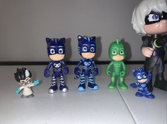 Rare PJ Masks Action Figure Lot w/ Vehicle !