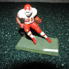 McFarlane 2004 Priest Holmes NFL Kansas City Chiefs 3″ Figure (open/loose)