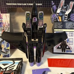 Vintage G1 Skywarp Transformers Decepticon w/ Box & Accessories (1984)