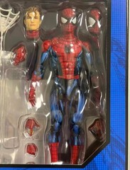 Medicom Toy Mafex No.108 Spider-Man Comic Paint Action Figure Toy Gift In Hand