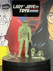 Gi Joe 2025 LadyJayeToys Green Glow In The Dark Alien Scarlett/Ace Pilot