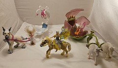 Schleich Bayala Ice Sleigh w/ Ki-Kuki Ice Cat & Elf Carriage w/ Fairies & Horse