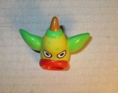 1996 Pokemon Finger Puppet Weepinbell Figure Catch Them All Nintendo Bandai