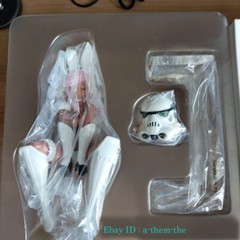 New Coolrain Labo Rabbit Trooper Pure White Dark Grey Pink Red Toy Gift Figure