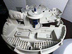 VINTAGE KENNER STAR WARS 1982 MICRO MILLENNIUM FALCON 100% COMPLETE FIGS BAGGIES