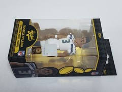 RUSSELL WILSON – Seattle Seahawks – CHASE Funko Gold Premium Vinyl 5″ Figure NEW