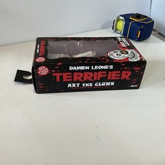 Terrifier Art the Clown Cosutmed Action Figure With Mask New 5.5 inch SEALED