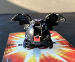 RARE Bakugan B1 Darkus Tuskor 600G Black RARE VHTF