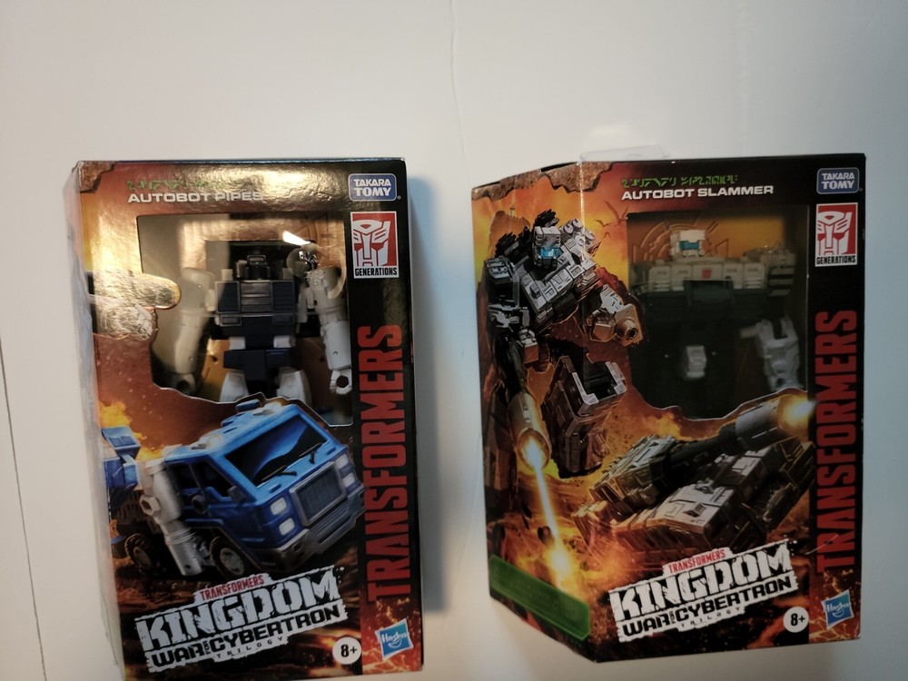 Transformers War for Cybertron: Kingdom Deluxe Slammer & Pipes