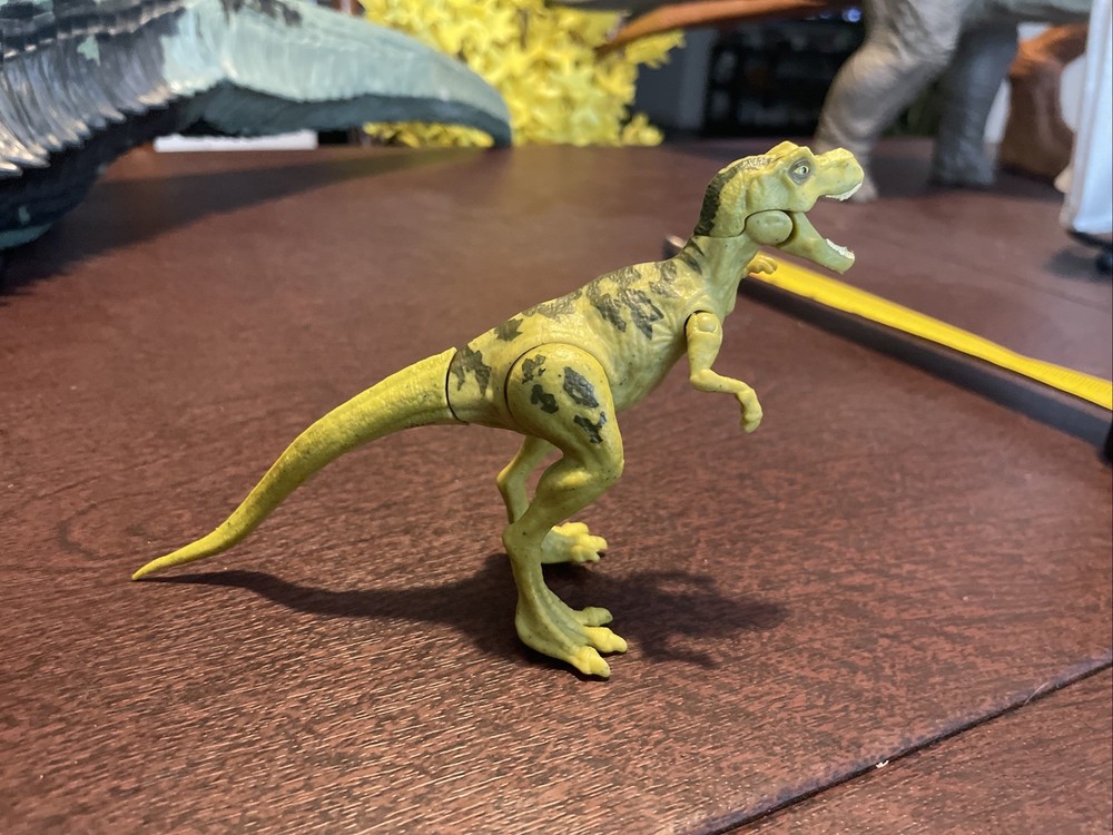 Jurassic Park World Legacy Baby Junior T-Rex 2017 Mattel Tyrannosaurus Juvenile