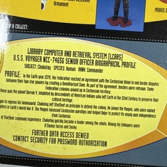 Playmates Star Trek Voyager Chakotay The Maquis Action Figure New Sealed 1996